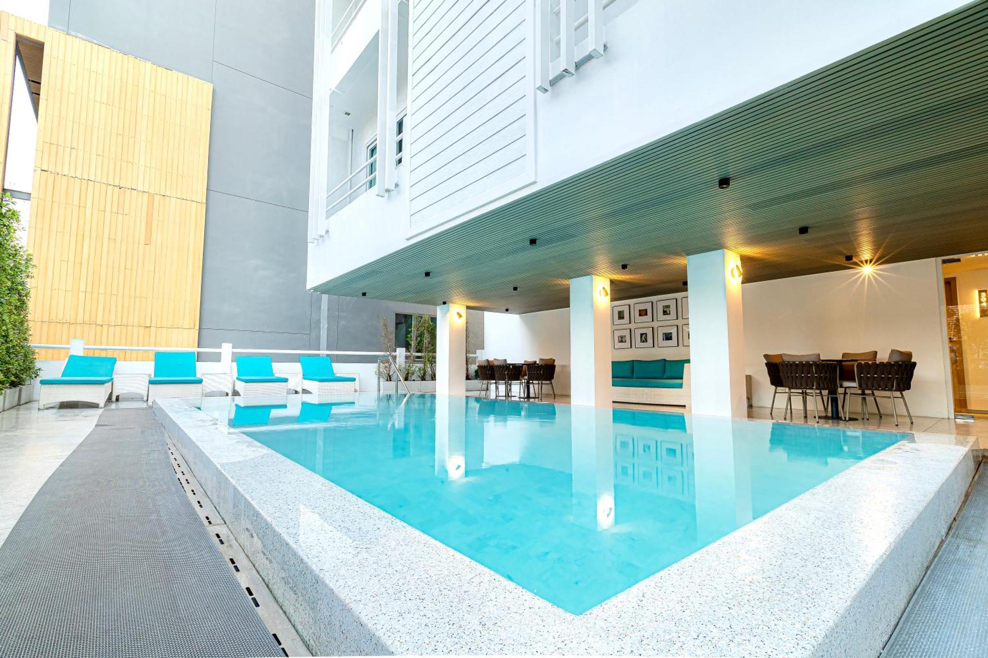 The One Cozy Living Hotel Pattaya Ngoại thất bức ảnh