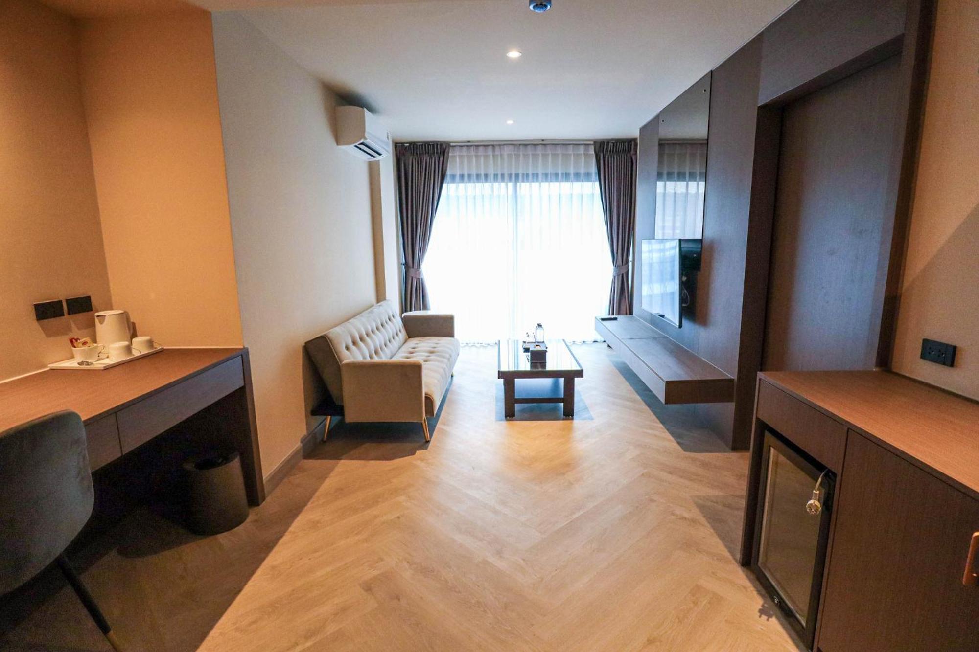 The One Cozy Living Hotel Pattaya Ngoại thất bức ảnh